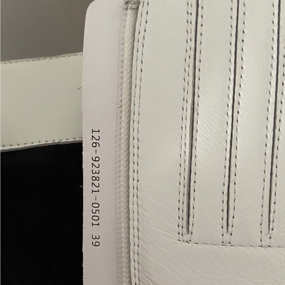 Genuine leather knee high boots in white - Picture 4 of 5